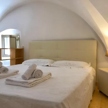 Duca Primo - Historic Center - By Just Srl